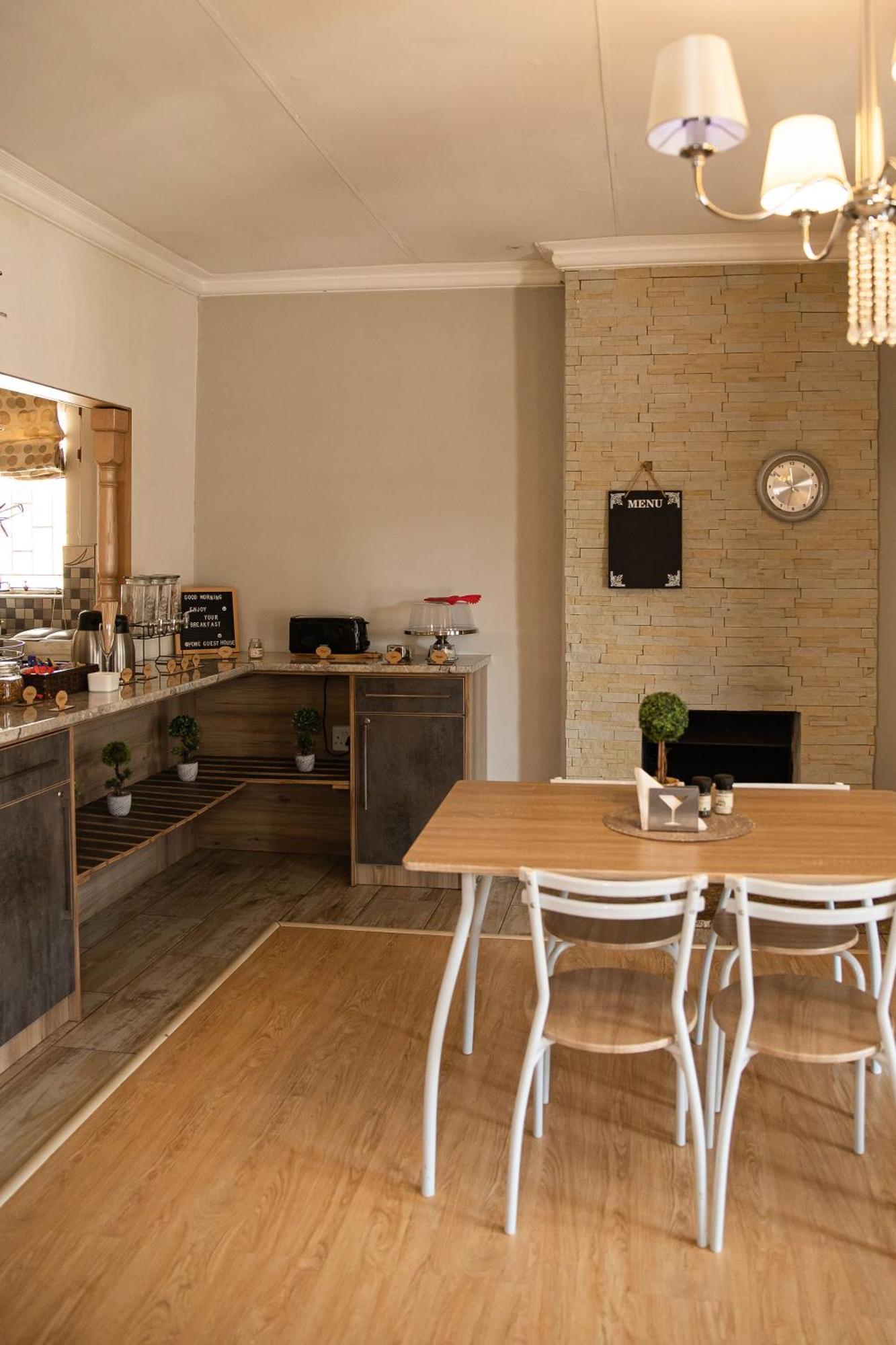 @Home Guest House Zeerust 외부 사진